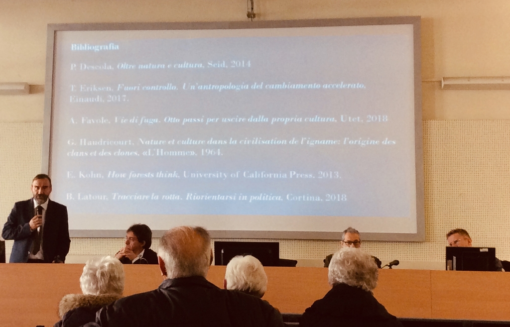 Conclusioni del Prof. Marco Devecchi, Presidente del Centro studi per lo sviluppo rurale della collina dell Università di Torino e Presidente dell Osservatorio del paesaggio per il Monferrato e l Astigiano [Foto di Roberta Favrin].