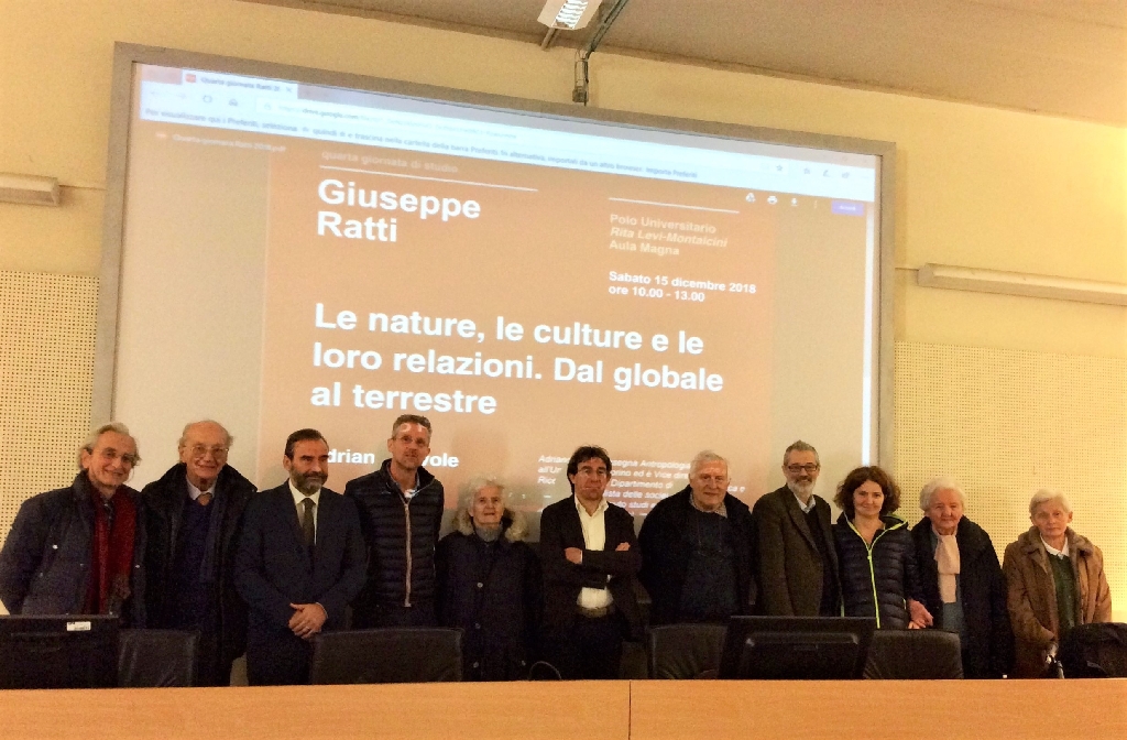 Foto ricordo al termine della IV Giornata di studio Giuseppe Ratti. Da (sx): Enrico Ercole, Francesco Garetto, Marco Devecchi, Carlo Ratti, Adriano Favole, Dario Rei, Francesco Scalfari, Luisa Ratti [Foto di Roberta Favrin].