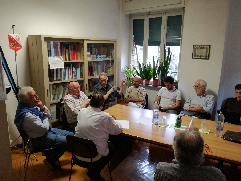 Riflessione sulla riattivazione della Linea ferroviaria Asti-Alba da parte di Mario Didier [Foto di Riccardo Palma].