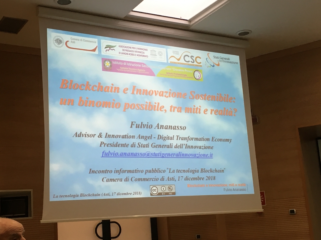 Relazione dell Ing. Fulvio Ananasso, Advisor & Innovation Angel - Digital Tranformation Economy, Presidente Stati Generali dell Innovazione su "Blockchain e innovazione sociale: un binomio possibile, tra miti e realtà?" [Foto di Enrico Pomatto].