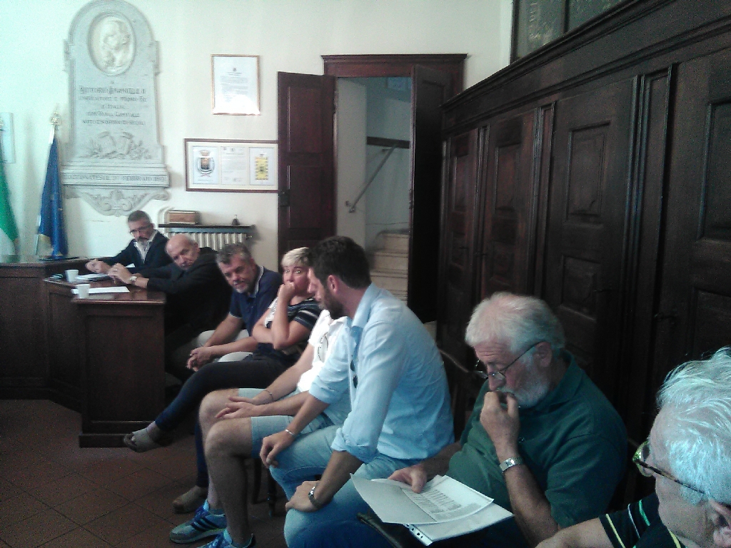 Riflessioni dei partecipanti alla riunione a Cocconato d Asti per la riattivazione della Linea ferroviaria Asti-Chivasso.