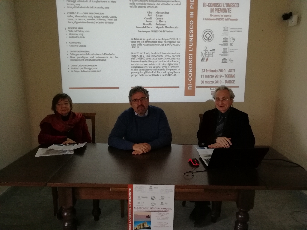 Avvio dei lavori del Convegno da parte di Alberto Maffiotti (Presidente del Club UNESCO di Vignale) e di Enrico Ercole (Presidente del Club UNESCO di Asti).