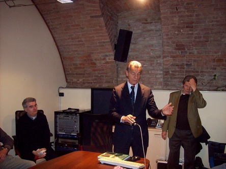 Saluto ai Convegnisti e ai Realatori presenti in sala del Sindaco della Città di Asti, On.le Giorgio Galvagno.