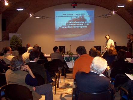 Veduta del pubblico presente in sala al Convegno su "Il Patrimonio boschivo dell Astigiano: quale futuro?"