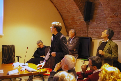 Intervento del Dott. Davide Degioanni su uno studio condotto nell ambito della propria tesi di laurea sulla farnia (Quercus robur) nell Astigiano.