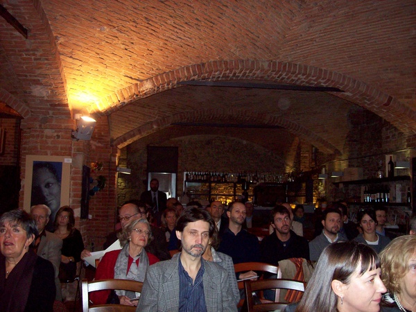 Pubblico presente in sala al Convegno "Soluzioni innovative per il paesaggio viticolo astigiano: la prospettiva dell`UNESCO" (Canelli, Enoteca regionale, 8 novembre 2008).