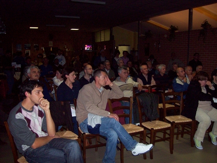 Pubblico presente al Convegno sul Risparmio eneregetico a Cortazzone (AT) (Foto Giorgio Brosio).