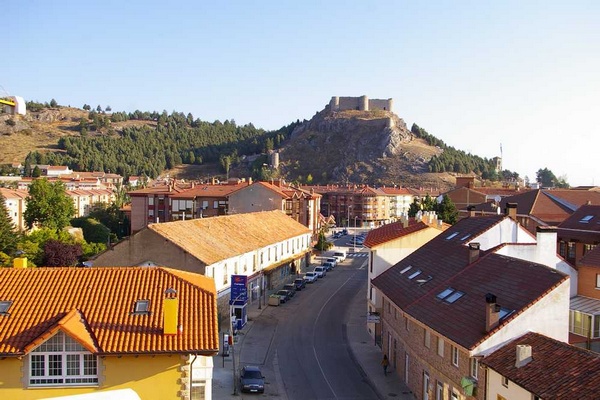 Veduta del Castello di Aguilar de Campoo in Spagna