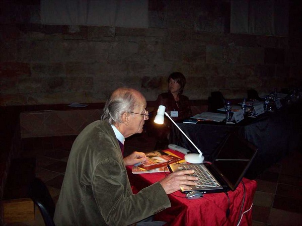    Presentazione da parte di Francesco Garetto (Osservatorio del Paesaggio per il Monferrato e l'Astigiano) della candidatura a far parte di Transromanica della Canonica di Vezzolano (Asti - Italy) 