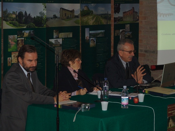 Relazione dell`Arch. Osvaldo Ferrero, Dirigente dell`Ufficio Pianificazione paesistica e gestione beni ambientali della Regione Piemonte su "Salvaguardia e conservazione attiva del paesaggio nella Regione Piemonte" (Foto Pippo Sacco).