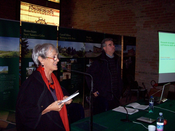 Introduzione da parte dell`Arch. Paola Salerno della relazione del Dott. Franco Correggia, Presidente Associazione Terra, Boschi, Gente e Memorie su "Elementi di pregio della flora spontanea nell intorno delle chiese romaniche".