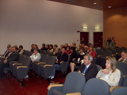 Veduta del pubblico presente in sala in occasione della Rassegna cinematografica "Oltre il giardino" curata da Livio Musso nell ambito della Manifestazione Fiori in Fiera 2008.