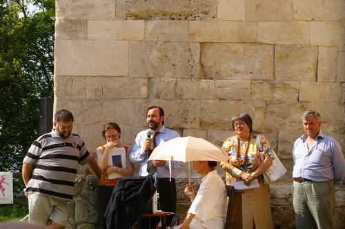 Presentazione della manifestazione "Quattro passi nel paesaggio del Romanico astigiano" da parte del Prof. Marco Devecchi (Presidente dell Osservatorio del Paesaggio per il Monferrato e l Astigiano).