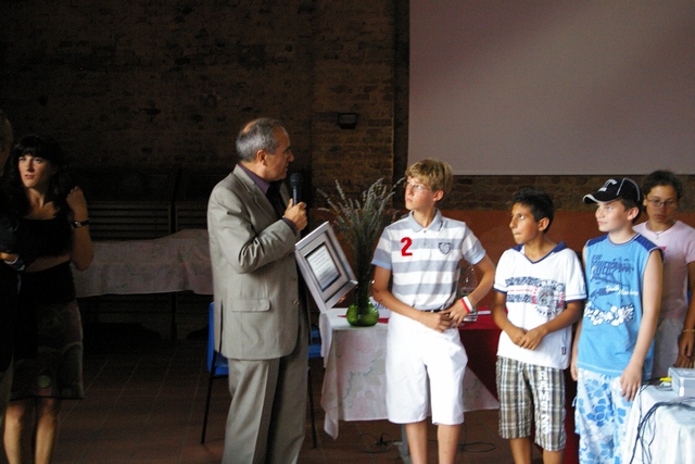 Paola Vignale  e Pier Franco Ferraris - Premiazione del documentario "Terra ...meraviglioso giardino" Scuola Media di Rocchetta Tanaro