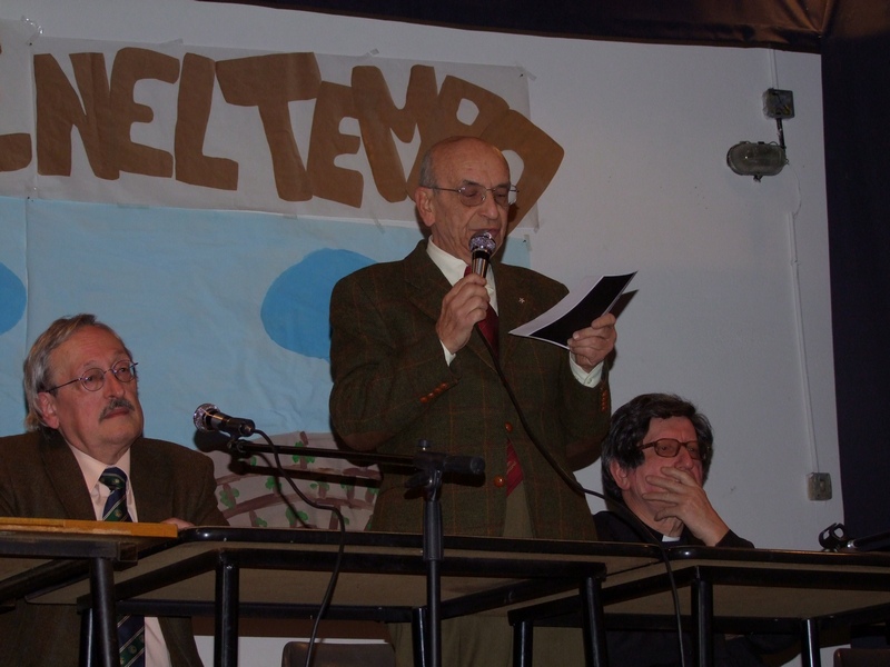 Introduzione dell Avv. Flavio Grassi, Moderatore della Conversazione su "700 anni di Settime 1309 - 2009 - Villa aedificata supra montem" tenutasi a Settime d Asti, domenica 13 dicembre 2009. 
