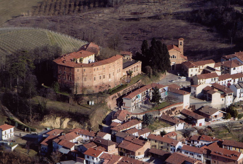 Veduta aerea del Castello di Settime d'Asti (Foto di Mark Cooper)