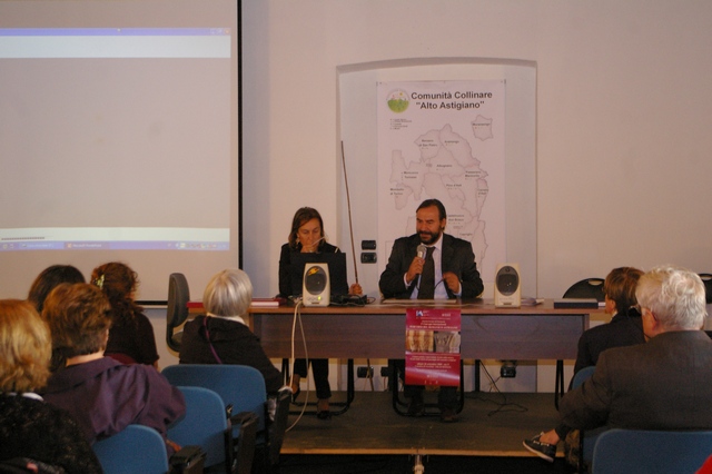  Relazione della Prof.ssa Claudia Bartolozzi della Facoltà di Architettura del Politecnico di Torino su"Omaggio allAbruzzo: il patrimonio monumentale dopo il terremoto. Ricostruire: quali criteri, quali priorità?"