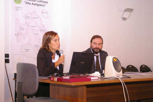   Relazione della Prof.ssa Claudia Bartolozzi della Facoltà di Architettura del Politecnico di Torino su"Omaggio allAbruzzo: il patrimonio monumentale dopo il terremoto. Ricostruire: quali criteri, quali priorità?"