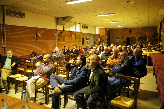 Pubblico presente in sala in occasione del Convegno di approfondimento sul nuovo Piano regolatore di Cortandone.