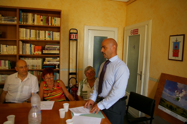 Saluto da parte del Sindaco di Villadeati, Francesco Azzalin, ad inzio dell'incontro per la firma del Protocollo d'intesa tra gli Osservatori piemontesi del Paesaggio per la costituzione della Rete regionale.