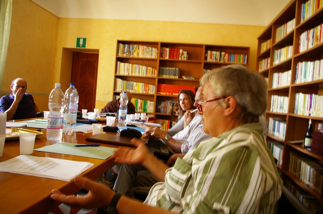 Discussione sul tema della formazione alla qualità del paesaggio nelle scuole.