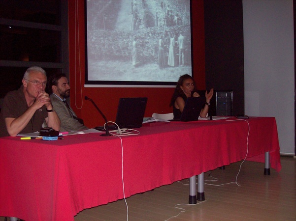 Relazione sull'importanza del patrimonio storico dei paesaggi viticoli astigiani nella prospettiva del riconoscimento UNESCO da parte della Dott.ssa Patrizia Cirio dell'Associazione Canelli Domani (Foto di Maria  Antonia Pistone).
