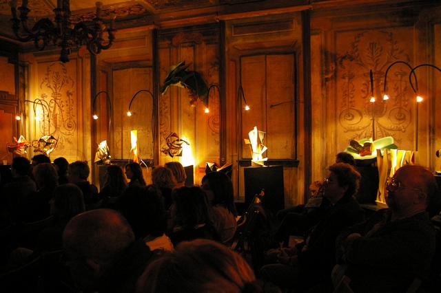 Veduta del pubblico presente all'incontro letterario nel salone d'onore del Castello di Soglio (Foto Paola Grassi).