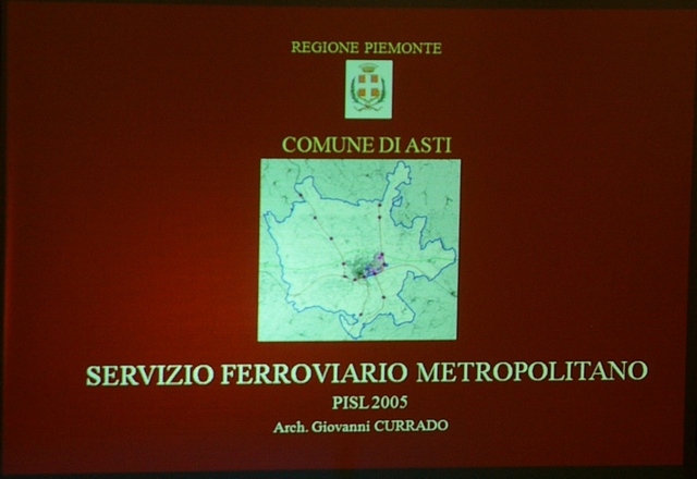 Alcune slides della presentazione dell'Arch. Giovanni Currado (Foto di Paola Grassi).