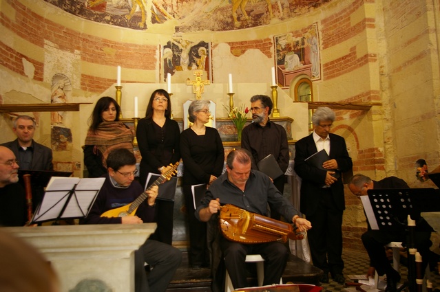  Gruppo musicale "La Ghironda" e "I Cantores Laudantes"
