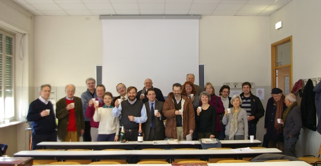 Momento conviviale al termine della Settima Assemblea generale dell` Osservatorio del Paesaggio per il monferrato e l` Astigiano. Nella foto: il brindisi conclusivo (Foto Paola Grassi).