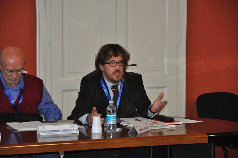 Relazione del  Dott. Andrea Calzolari, Retriever snc Torino su "Gli archivi delle Case Storiche dell enologia: un patrimonio documentario da salvare".