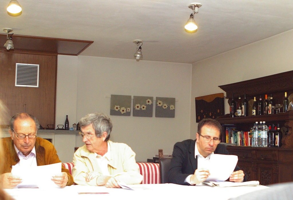 Incontro per Dichiarazione di Notevole interesse pubblico del Paesaggio di Canelli in basse al Codice per i Beni culturali e il paesaggio - Codice Urbani (Canelli - Cascina Armangia, 23 maggio 2010).  Nella foto: Dott. 