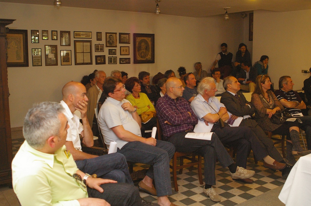 Veduta del folto pubblico presente in sala.
