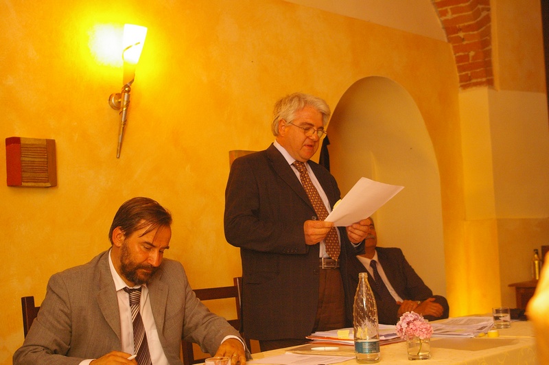 Contributo di riflessione dell'Avv. Carlo Ottonelli del Comitato Belangero, in riferimento al percorso virtuoso avviato già nell'inverno scorso a San Marzanotto di elaborazione della Richiesta di dichiarazione di notevole interesse pubblico del paesaggio locale e della sottoscrizione da parte della popolazione e di molte associazioni e comitati (Foto di Alessandro Risso).
