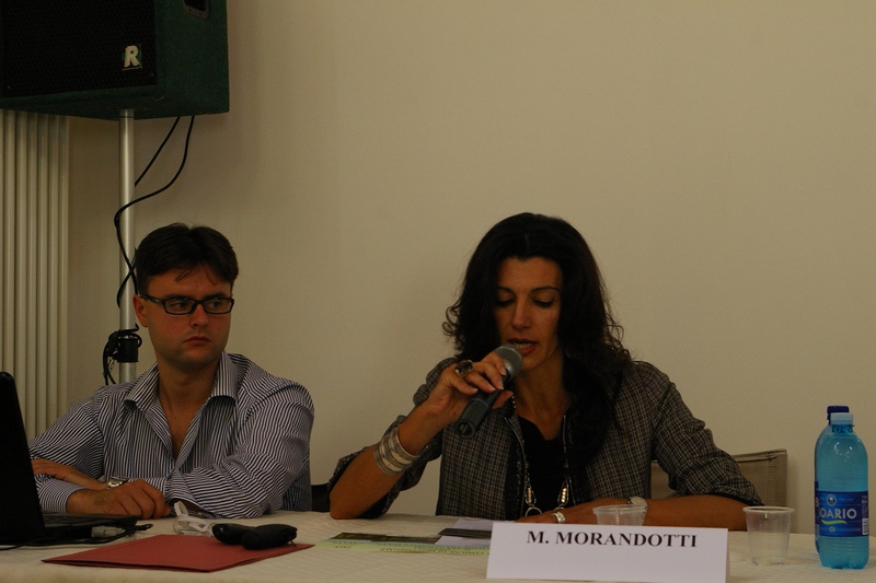 Chiara Dazzi e Silvia Costetti - Architetti Esperti in pianificazione strategica - Associazione "Sestante"di Reggio Emilia, relatrici al Convegno su "La Tradizione costruttiva in Oltrepò Pavese tra passato e futuro"sul tema "Il territorio laboratorio: nuove prospettive per l Appennino attraverso il recupero del rapporto tra le persone e il loro territorio".