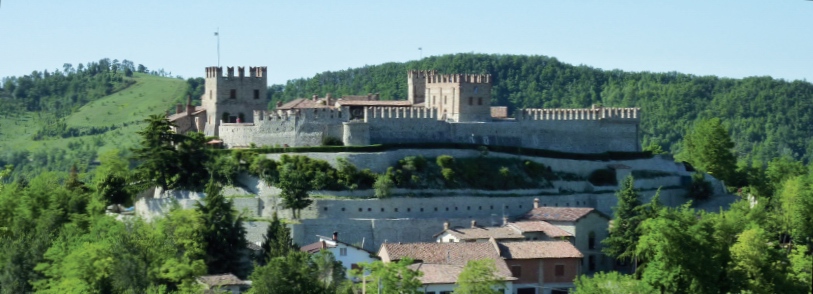 Veduta del Castello di Montesegale, sede del Convegno "La tradizione costruttiva in Oltrep&ograve; Pavese tra passato e futuro"