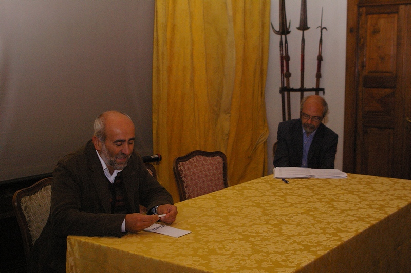 Nella foto il Dott. Maurizio Gily (Agronomo e Direttore del periodico Millevigne) con una relazione su "L evoluzione del paesaggio in una viticoltura sostenibile".