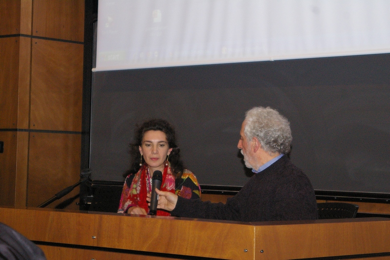 Contributo di approfondimento dell Arch. Paola Branduini (RURALIA). Nella foto (dx) il Moderatore del Convegno, il Prof. Carlo Marini dell Ecoistituto di Piacenza.