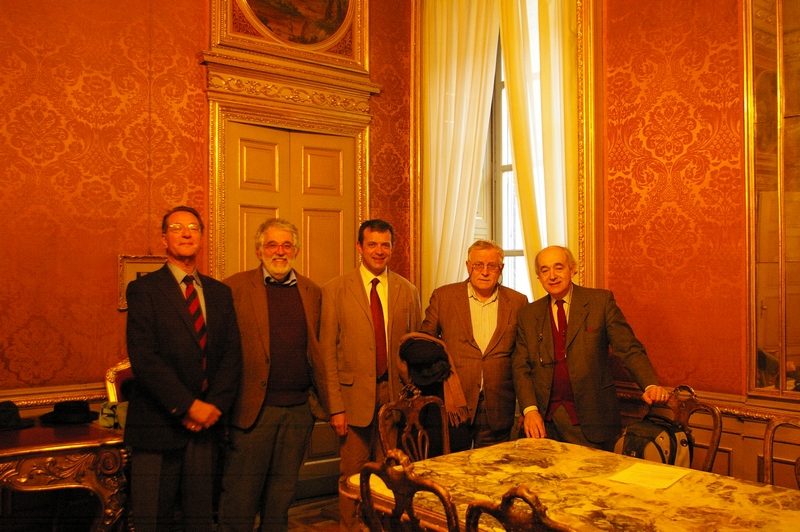 Incontro degli Osservatori piemontesi del Paesaggio con il Presidente del Consiglio Regionale del Piemonte Davide Gariglio per il sostegno all approvazione del Piano Paesaggistico regionale.  Nella foto Roberto Pozzi (Presidente dell Osservatorio biellese - Beni culturali e paesaggio), Riccardo Avanzi (Ecomuseo dell Anfiteatro Morenico di Ivrea), Ippolito Ostellino (Osservatorio del Paesaggio dei Parchi del Po e della collina torinese), Dario Rei (Osservatorio del Paesaggio per il Monferrato e l Astigiano) e Francesco Alberti Lamarmora (Presidente dell Osservatorio biellese - Beni culturali e paesaggio).