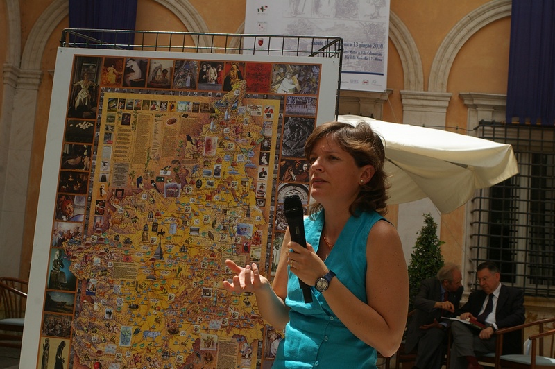 Nella foto: Francesca Bagliani (Politecnico di Torino), curatrice della .Mostra su "Piemonte: intrecci di culture".