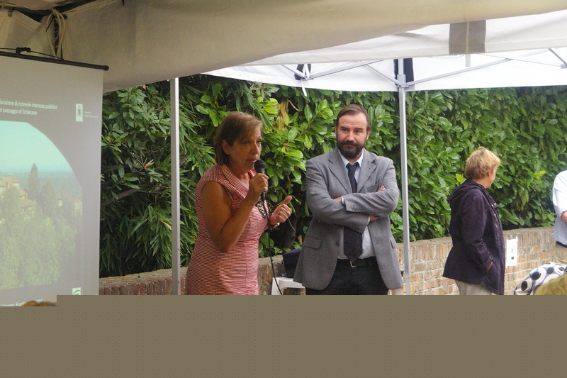 Nella foto il Sindaco di Passerano Marmorito, Dott.ssa Silvana Bruna, e il Prof. Marco Devecchi - Moderatore dell incontro di studio [Foto di Franco  Correggia].