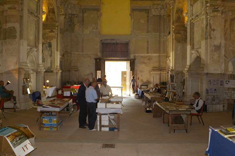 Veduta della Mostra/Esposizione Collezionasti 2010 con la partecipazione dell'Osservatorio del Paesaggio per il Monferrato e l'Astigiano con un proprio stand.