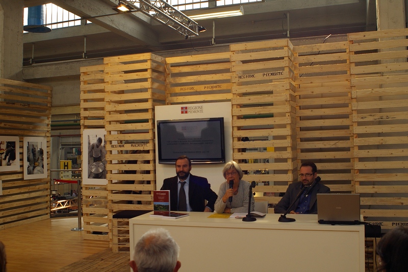 Presentazione del Volume su "Gli Uomini e la Terra. Il patrimonio economico, ambientale e culturale del paesaggio agrario" da parte di Laurana Lajolo.