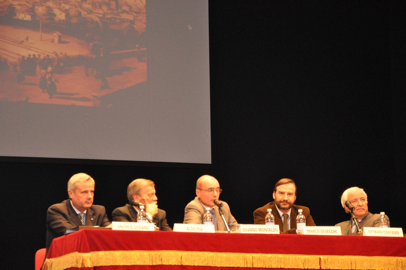 Relazione del Prof. Silvano Montaldo, Curatore scientifico del Volume "Il Risorgimento nell Astigiano nelle Langhe e nel Monferrato" presso il Teatro Alfieri ad Asti [Foto di Federica Larcher].