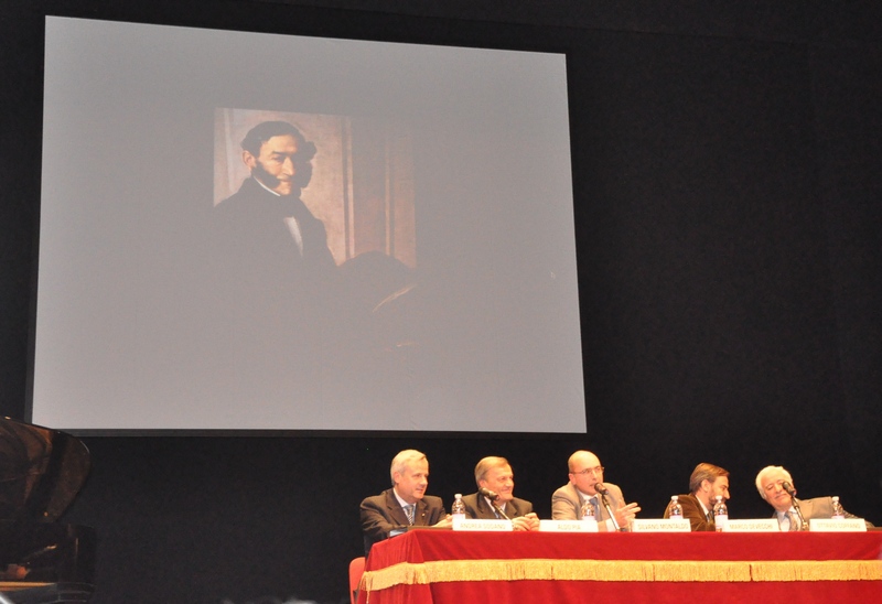 Relazione del Prof. Silvano Montaldo, Curatore scientifico del Volume "Il Risorgimento nell Astigiano nelle Langhe e nel Monferrato" presso il Teatro Alfieri ad Asti [Foto di Federica Larcher].