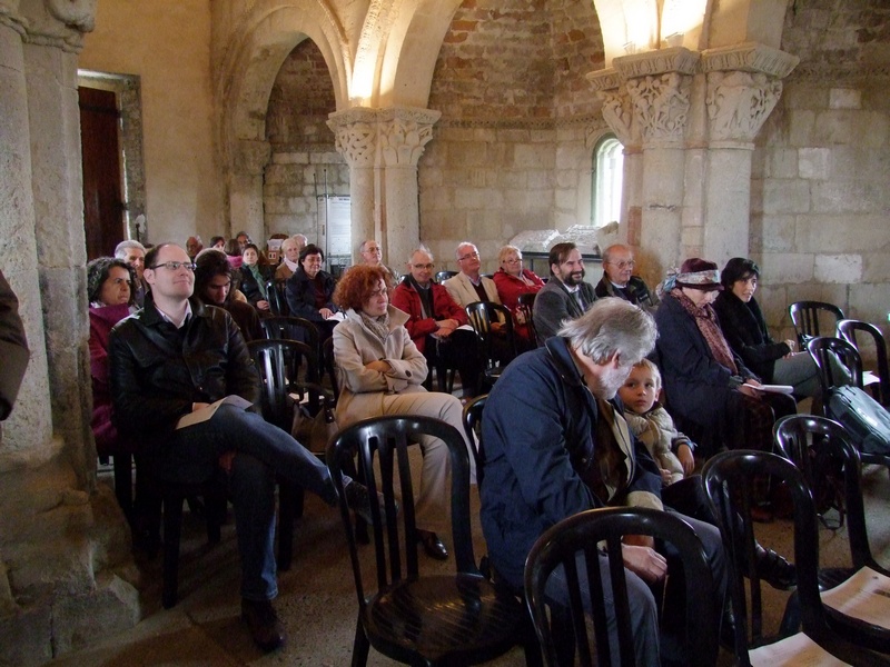 Celebrazione eucaristica "De Beata Virgine"con il canto del Gruppo musicale "Gli Invaghiti"presso la Chiesa romanica di San Lorenzo di Montiglio Monferrato. 