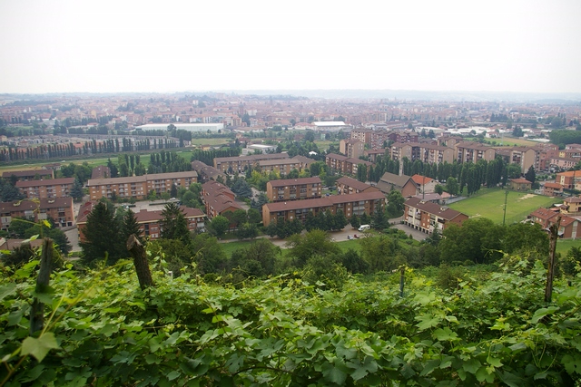 Veduta del quartiere di Corso Alba ad Asti.