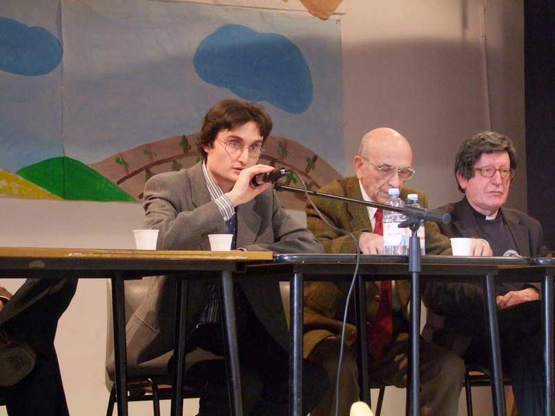 Relazione del Dott. Ezio Claudio Pia  (Societ&agrave; di Studi Astesi) su "Homines e cives: pattuizione ed imposizione nella politica territoriale astigiana fra 1200 e 1300" nell ambito della conversazione su "700 anni di Settime 1309 - 2009 - Villa aedificata supra montem" tenutasi a Settime d Asti, domenica 13 dicembre 2009. 