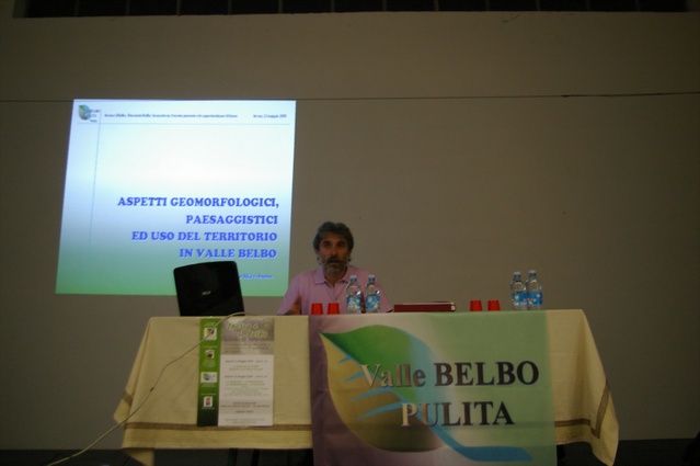 Relazione del Dott. Claudio Riccabone, Geologo, su "Aspetti geomorfologici, paesaggistici ed uso del suolo del territorio in Valle Belbo" - Foto di Matteo Devecchi